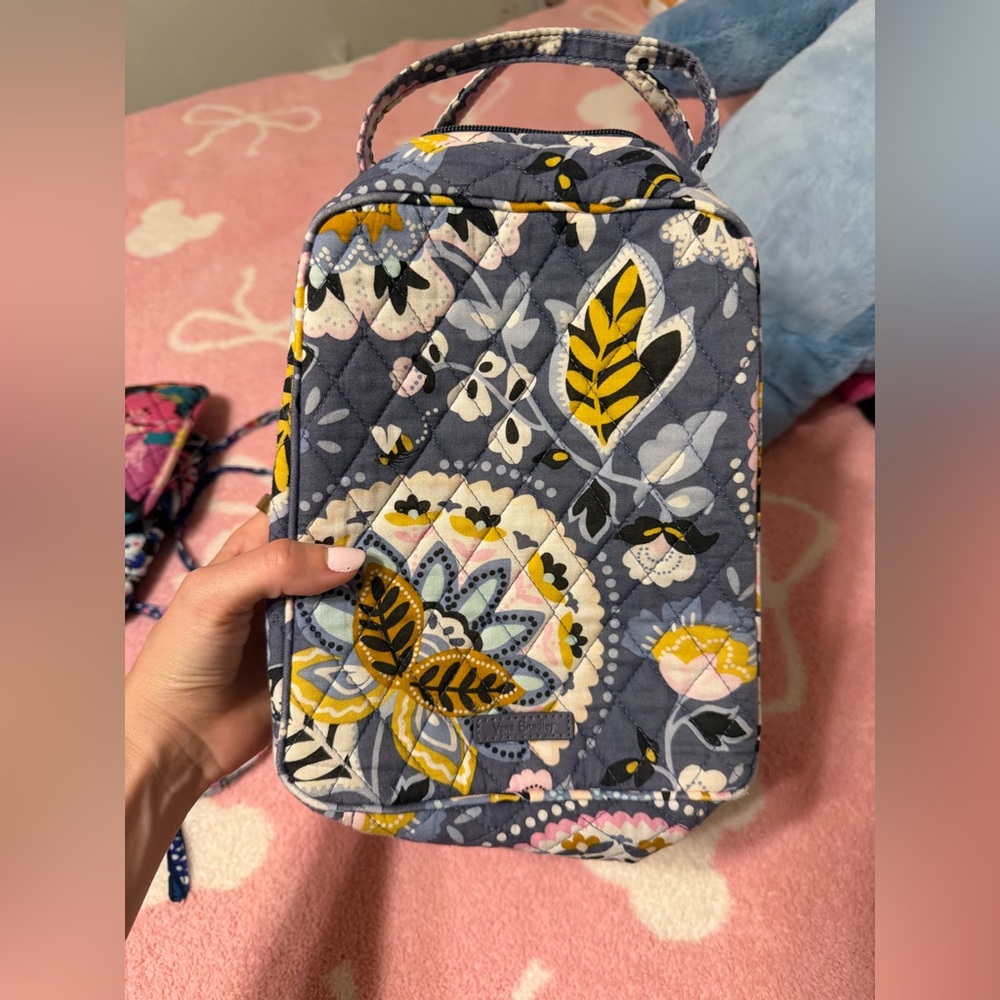 Charmont Meadow floral pattern Vera Bradley lunch box